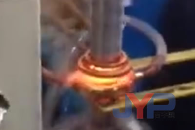 軸淬火現(xiàn)場視頻